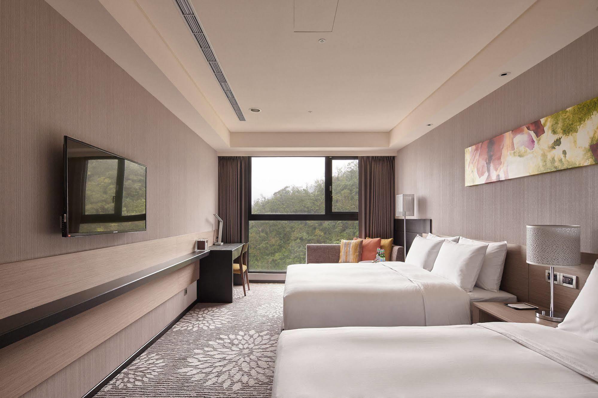 Lakeshore Hotel Суао Екстериор снимка