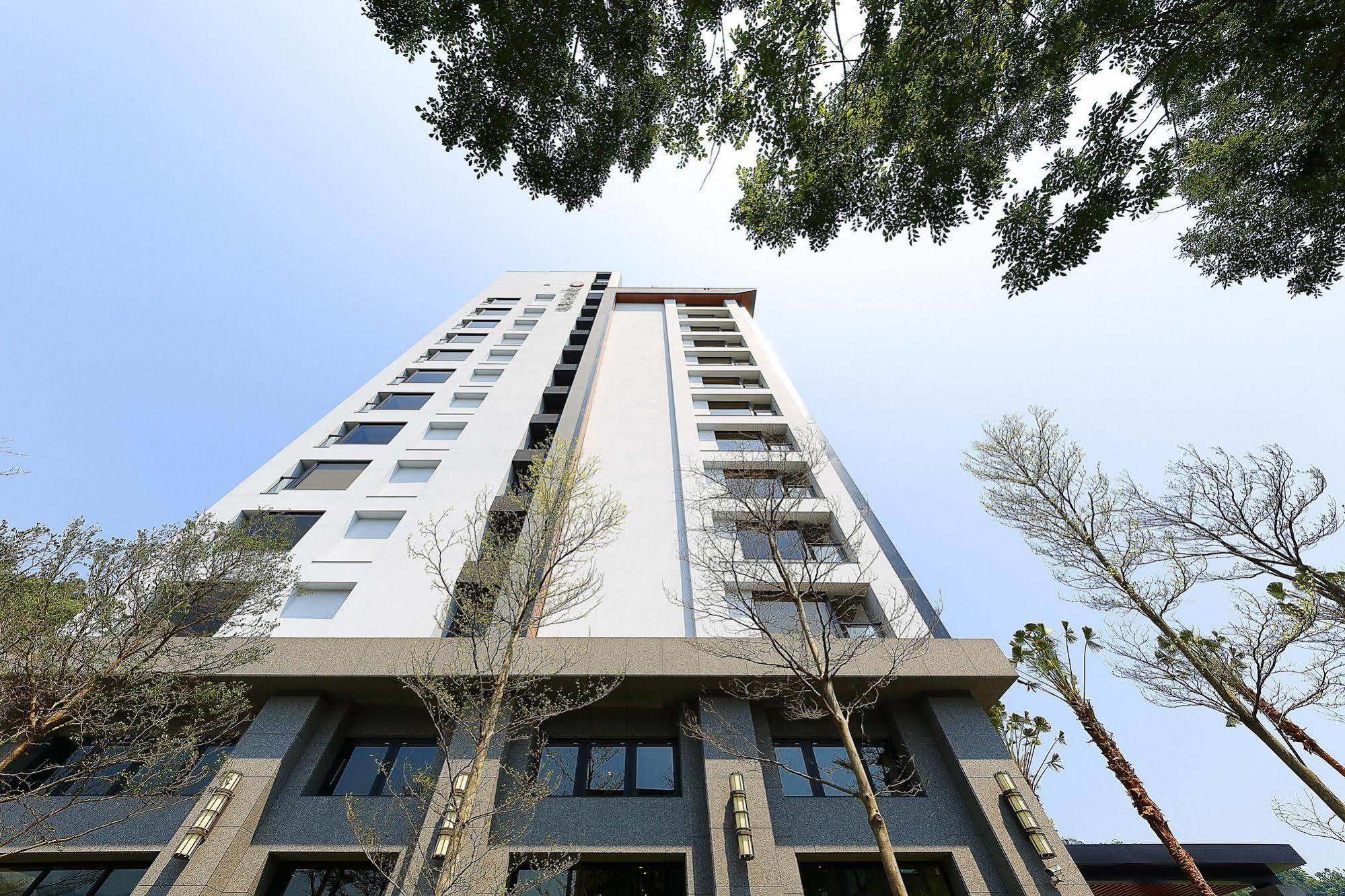 Lakeshore Hotel Суао Екстериор снимка